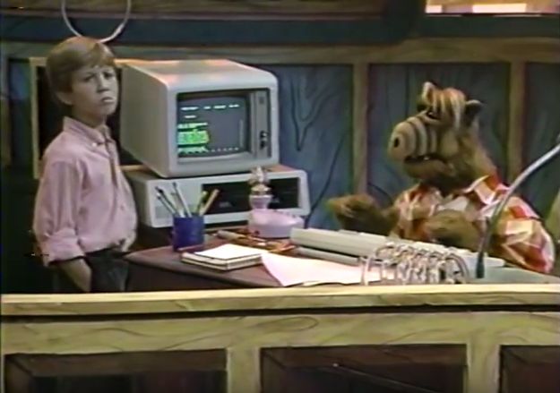 Jak widać, Alf potrafił użtwać komputera...