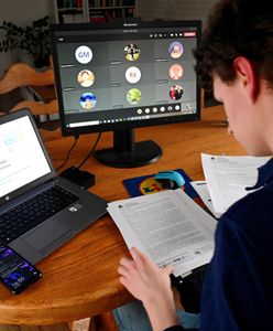 Są pierwsze laptopy dla uczniów. Zaczyna się jesień "prezentów"