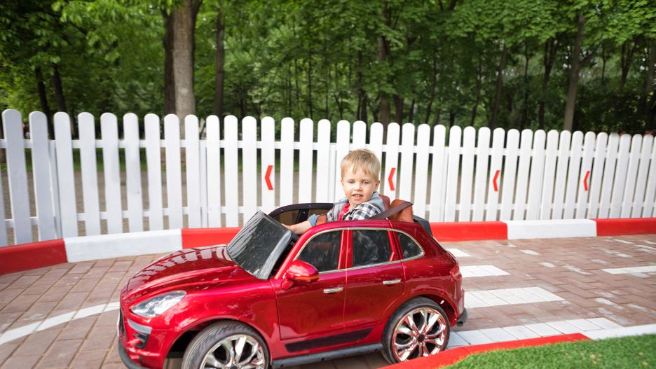 Kolorowe mini auta zapewnią mnóstwo frajdy
