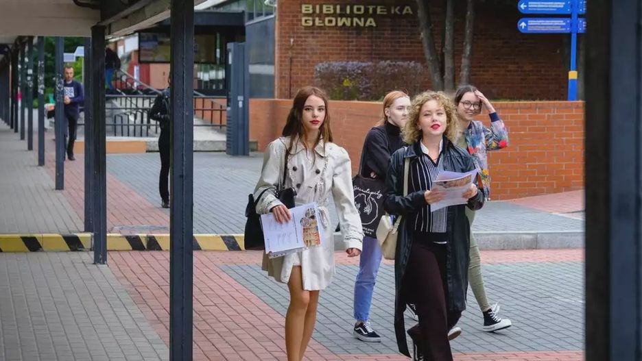 1 października 2025 roku studenci rozpoczną rok akademicki, a rodzice złapią się za portfele.