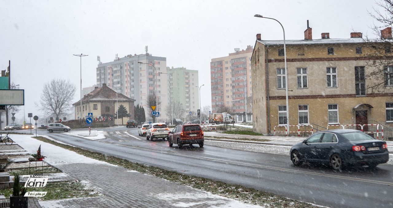 Piła, zima, śnieg