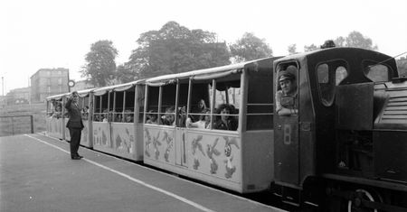 Mija 70 lat od uruchomienia kultowej kolejki wąskotorowej w Poznaniu. Jaka była jej pierwotna trasa?