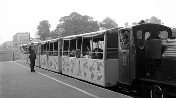 Mija 70 lat od uruchomienia kultowej kolejki wąskotorowej w Poznaniu. Jaka była jej pierwotna trasa?
