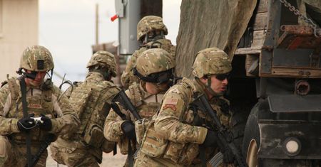 Szef sił zbrojnych Szwecji w strachu przed Putinem. "Więcej US Army w Europie"