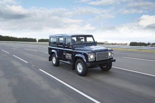 Elektryczny Land Rover Defender EV w Genewie!