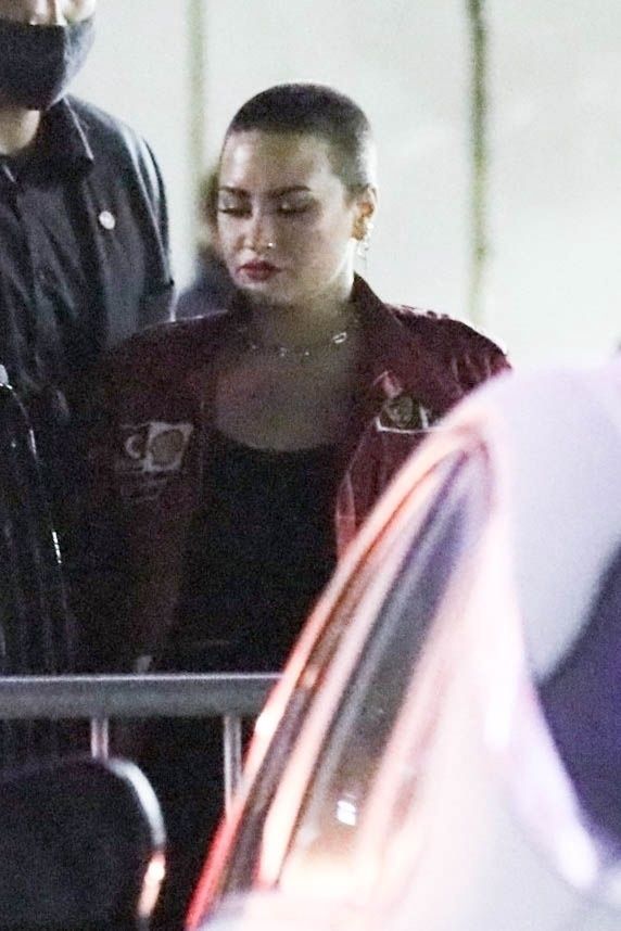 Demi Lovato zmierza  na koncert Johna Meyera