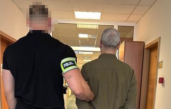 Warszawa: 55-latek zatrzymany za znęcanie się nad matką. Kobieta trafiła do szpitala