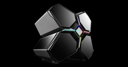 Deepcool Quadstellar - fascynująca obudowa w kształcie... statku kosmicznego