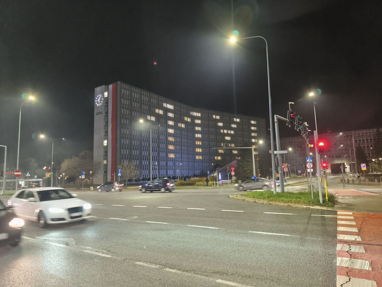 Kielce: Świętokrzyski Urząd Wojewódzki gotowy na Święto Niepodległości 11 listopada