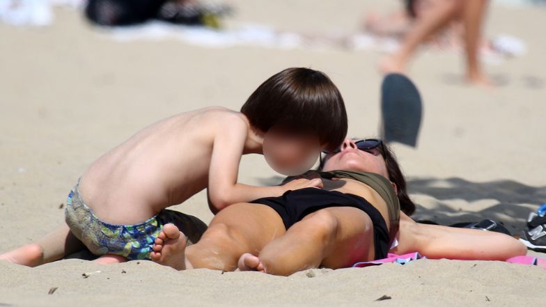 Marta Kaczyńska wypoczywa na sopockiej plaży