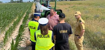 Kontrola rolnika na polu. Prawnik wyjaśnia, jakie służby mogą ją prowadzić