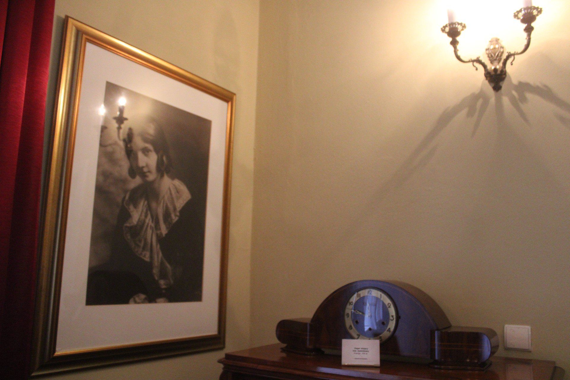 Dwór Hellwigów - Muzeum Regionalne w Bełchatowie