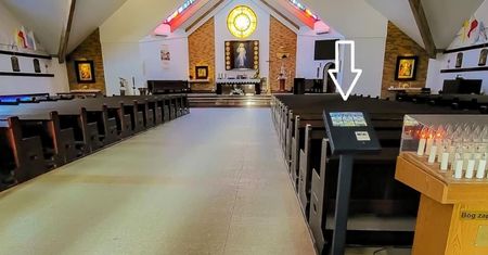 Pojawił się w kościele w Ostrowie. Wierni już się nie wymigają