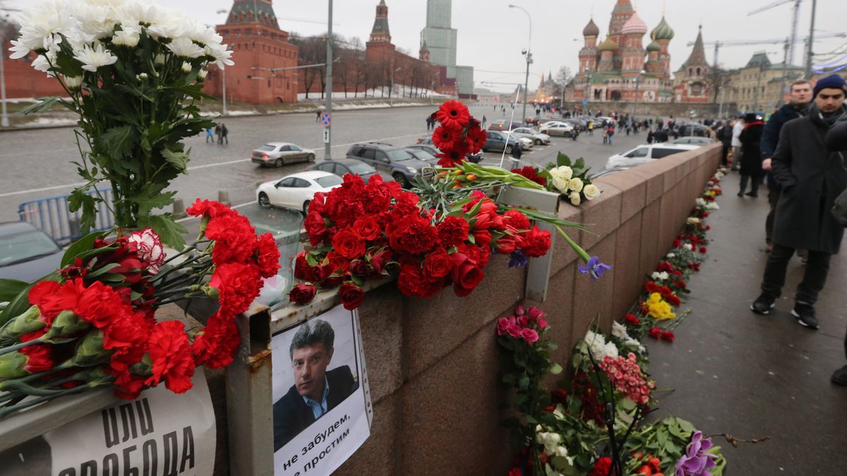 Moskwa. Miejsce, w którym postrzelony został Borys Niemcow