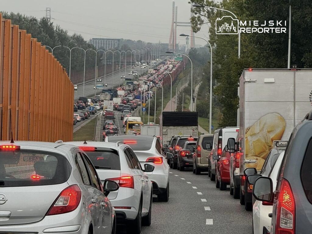 41 kierowców zatrzymanych. Policjanci garnizonu stołecznego przeprowadzili akcję „TRZEŹWY PORANEK”