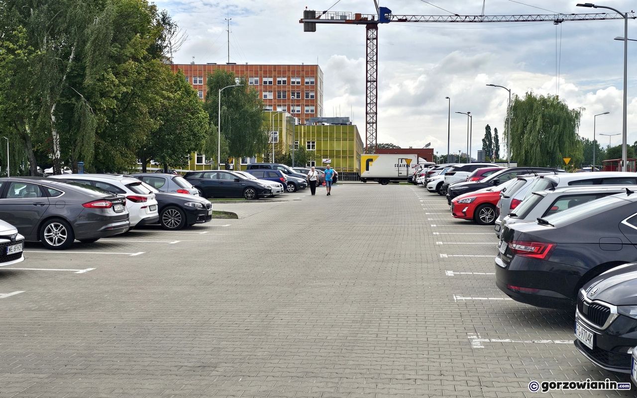 Gorzów: Płatne parkowanie przy szpitalu. Szlabany i kamery już wkrótce