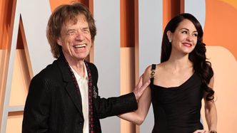 81-letni Mick Jagger zaśmiewa się na oscarowej ściance w towarzystwie 37-letniej Melanie Hamrick. Piękna z nich para?