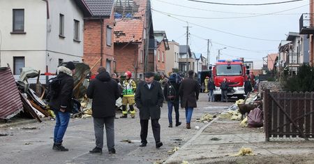 Wichury nad Polską. Ministerstwo tłumaczy, na jaką pomoc mogą liczyć poszkodowani