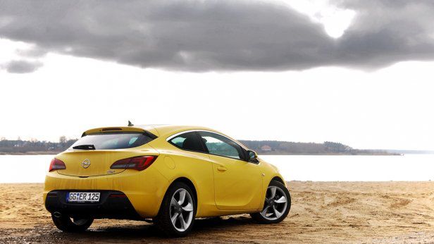 Opel Astra GTC