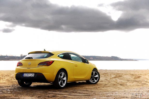 Opel Astra GTC – emocje górą [pierwsza jazda autokult.pl]