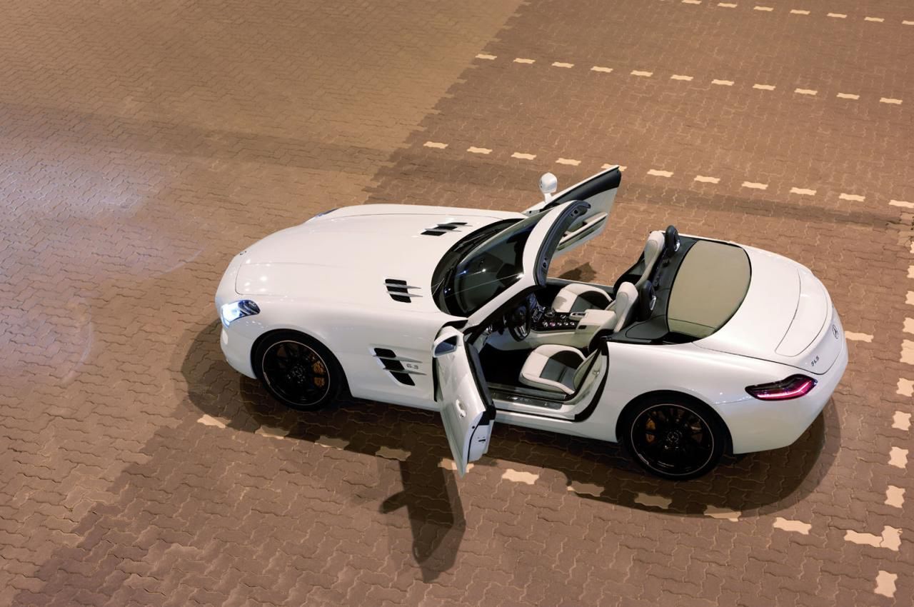 Mercedes-Benz SLS AMG Roadster [megagaleria] 14