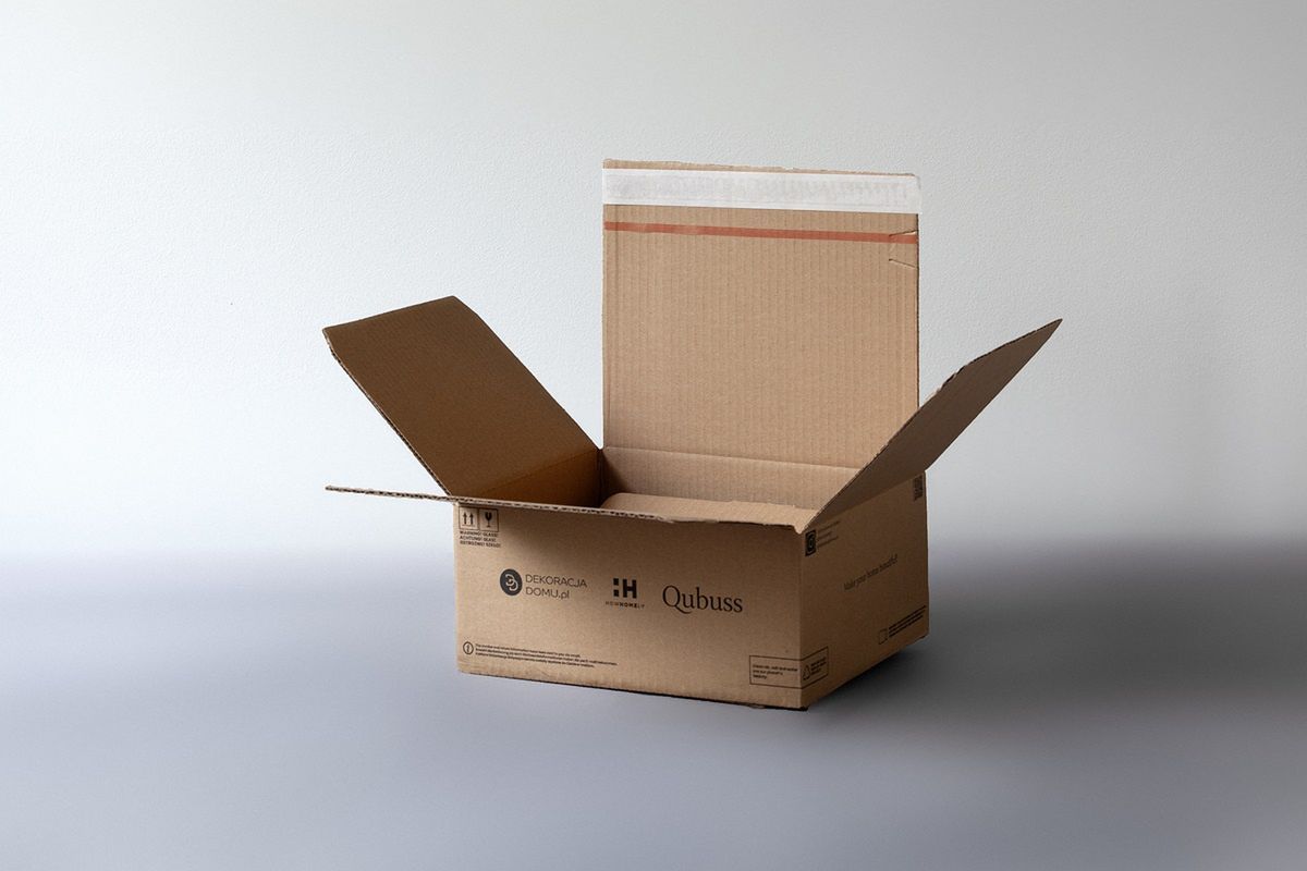 Kartony fasonowe z paskiem klejowym, poznaj producenta Emtek