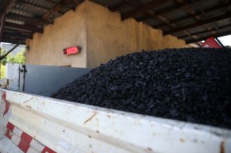 Dodatek opałowy także na kominek? Jest wyjaśnienie resortu