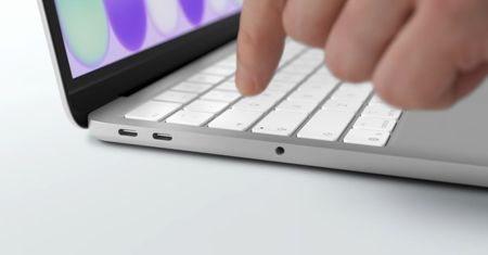 Kupujesz nowego MacBooka? Tego już nie znajdziesz w zestawie