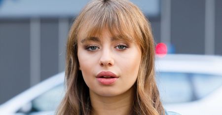 Oliwia Bieniuk pozuje w bikini, pozdrawiając z Chałup. Internauci zachwyceni: "BOSKA" (FOTO)