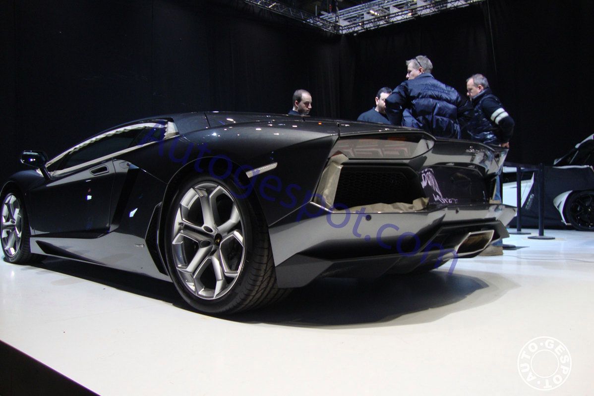 Lamborghini LP700-4