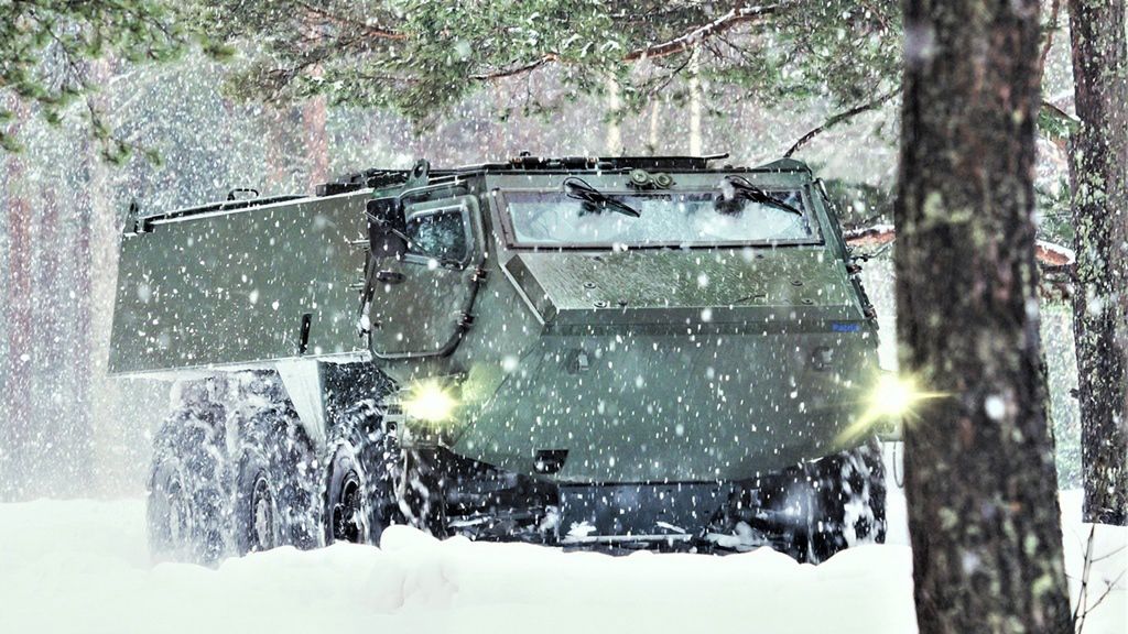 Nordycki rodowód Patrii 6x6 gwarantuje dobre sprawowanie się w najtrudniejszych warunkach pogodowych i terenowych