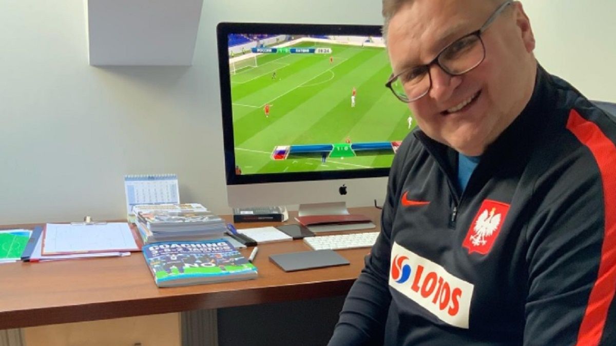 Czesław Michniewicz w dresie reprezentacji Polski