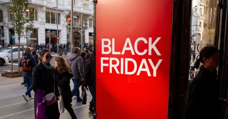 Black Friday 2021. Popularne sklepy i sieciówki szykują mega promocje