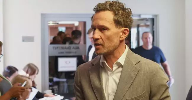 Mariusz Czerkawski w zarządzie PZHL: "Moją miłością jest hokej"