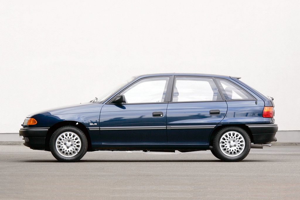Co jak co, ale pierwsza Astra była samochodem wyjątkowo udanym - i najmniej awaryjną generacją