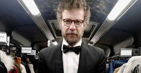 Informacja o planach zekranizowania komiksu o kapitanie Żbiku okazała się żartem. Saramonowicz prostuje