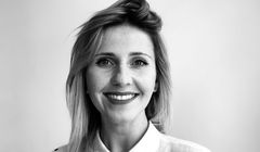 Anita Nowak w Neon Shake Advertising