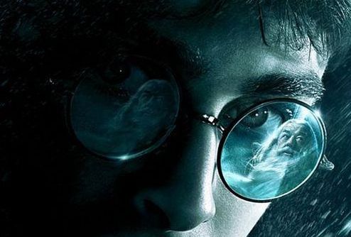 Mrok na pierwszych plakatach nowego Harry'ego Pottera