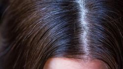 Czy można wpłynąć jedzeniem na siwienie włosów?