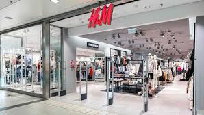H&M otwiera sklepy odzieżowe, tymczasem tylko te, które są położone poza galeriami