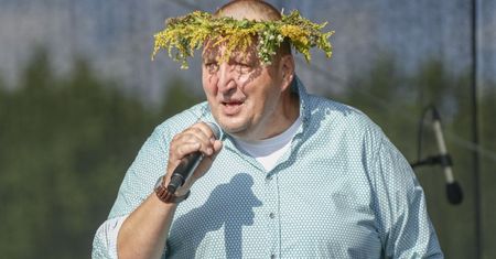 Adam Kraśko z "Rolnik szuka żony" krytykuje rząd. Podpowiada mu, co powinien zrobić