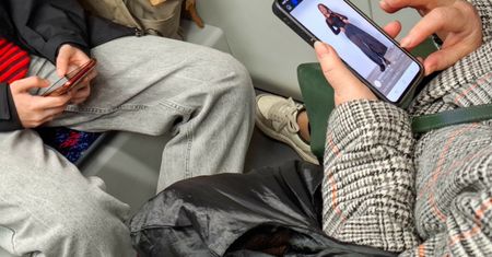 Chcą objąć nową opłatą smartfony i tablety. Co zrobi rząd?