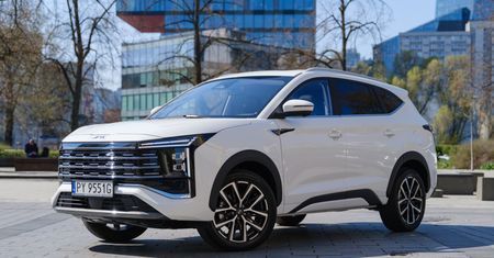 Weszli na rynek, już startują z promocjami. Flagowy SUV za 127 900 zł