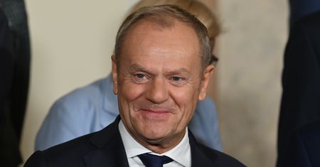 Lider umacnia pozycję. Nowy sondaż partyjny