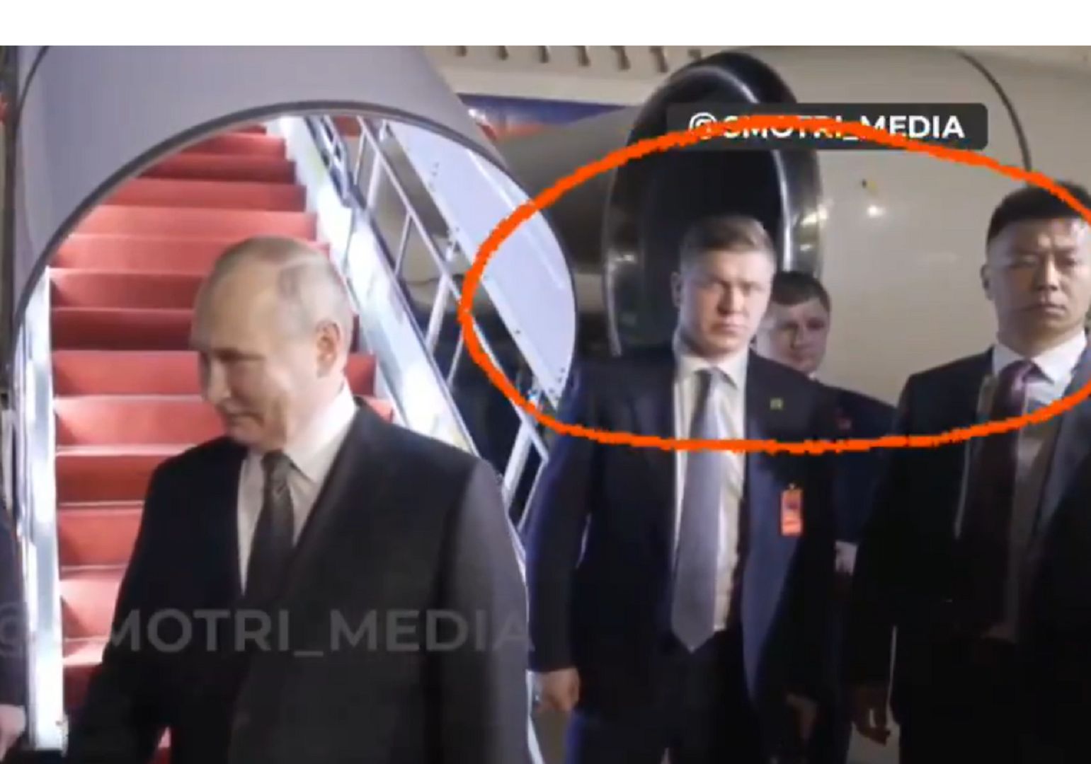 "Starcie" ochroniarzy Putina i Xi na lotnisku. Wygrał Rosjanin