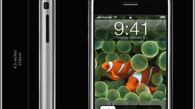 60% Polaków wie co to iPhone 1