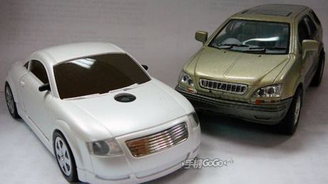 Made in China: Telefon w kształcie Audi 1