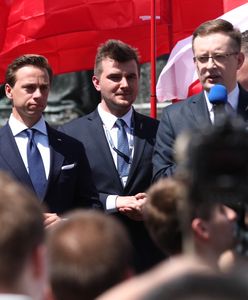 Miliony złotych od premiera i z Funduszu Patriotycznego. Tak narodowcy budują swoją kuźnię kadr