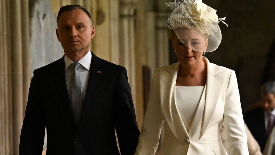 Andrzej Duda i Agata Kornhauser-Duda na koronacji Karola III