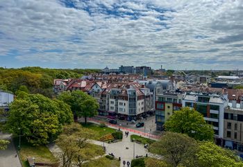 Pogoda w Kołobrzegu. Prognoza na czwartek 1 stycznia. Niskie ciśnienie i przelotne opady nad morzem